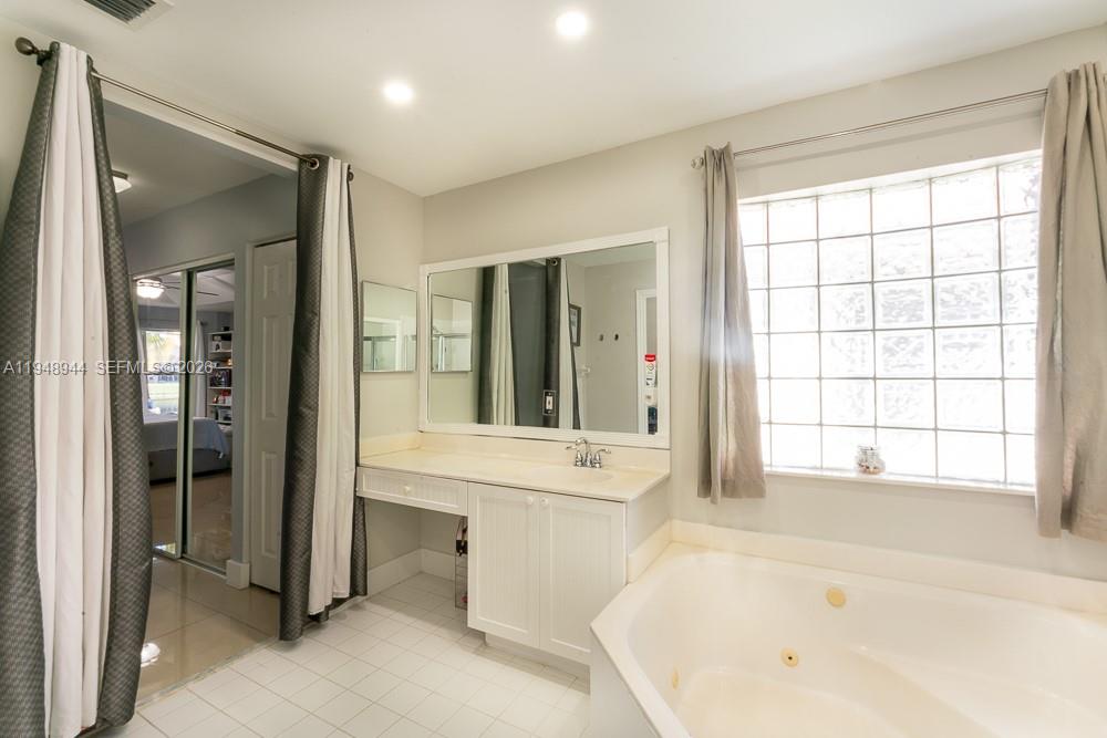 17376 Southwest 33rd Court Miramar, FL 33029 - Photo 20 of 35