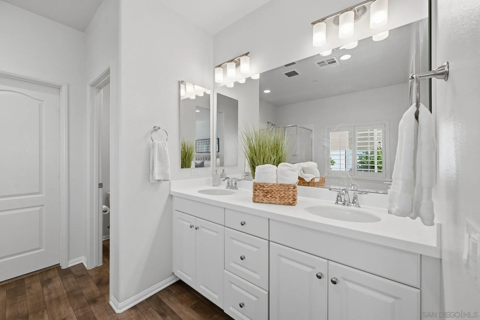 35833 Esperia Way Fallbrook, CA 92028 - Photo 18 of 46