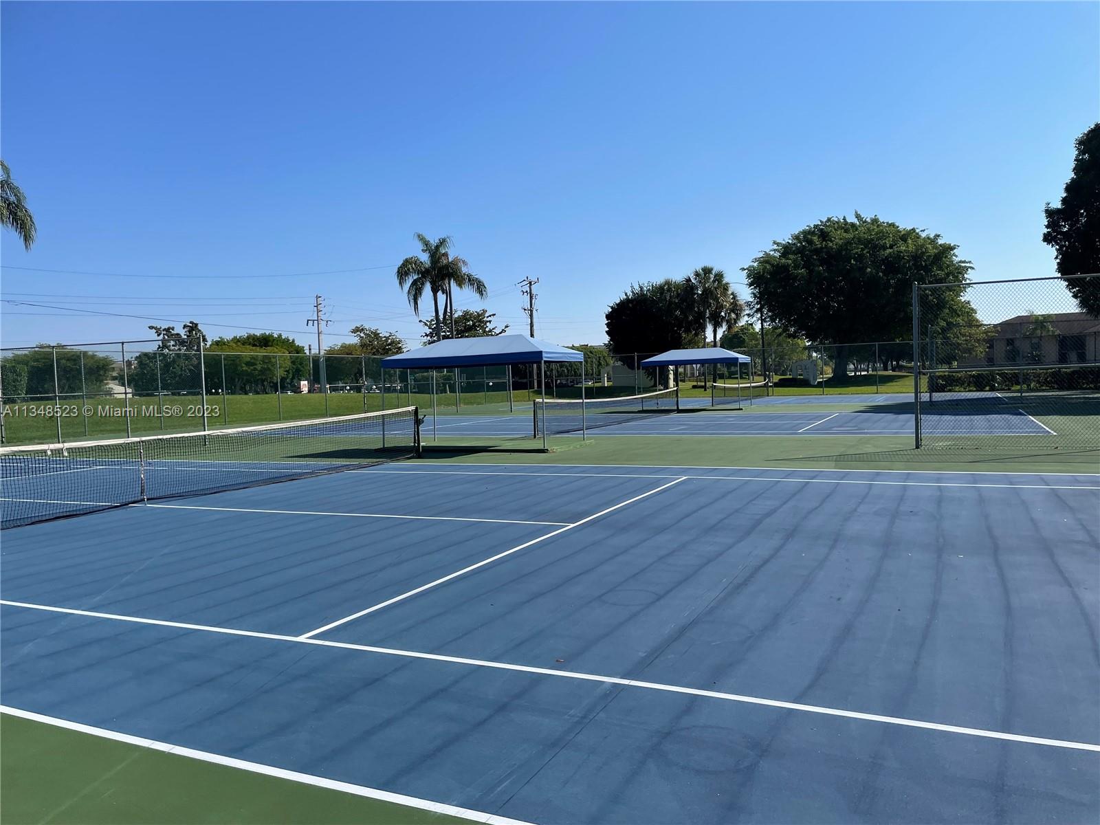 23370 Carolwood Lane, Unit 2202 Boca Raton, FL 33428 - Photo 30 of 31 a view of basketball court