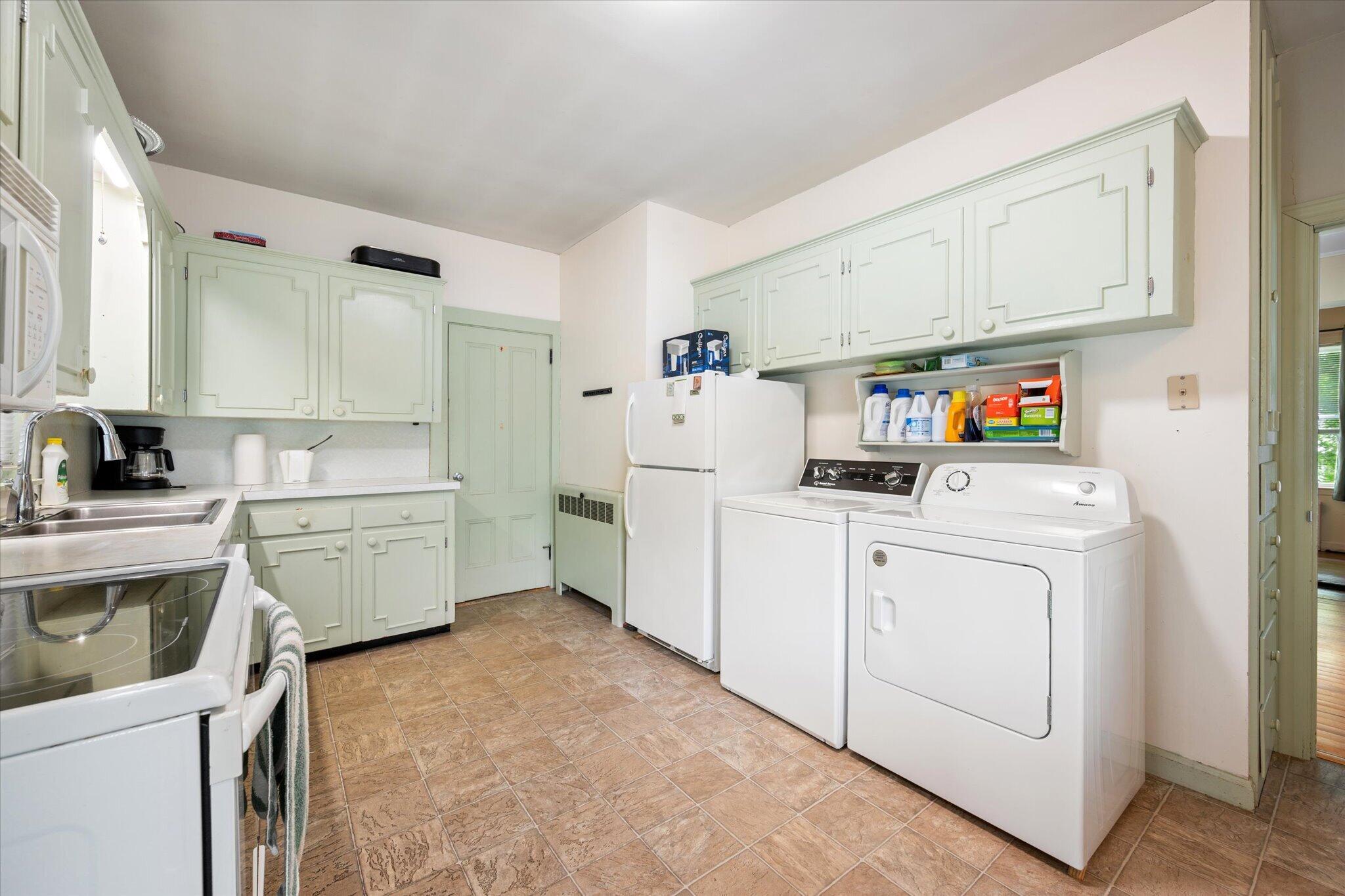 4 Park Street Ellsworth, ME 04605 - Photo 6 of 35 15-Kitchen