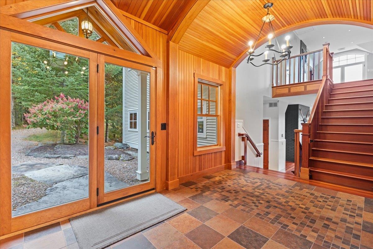 103 Pinnacle Meadow Road Stowe, VT 05672 - Photo 13 of 40