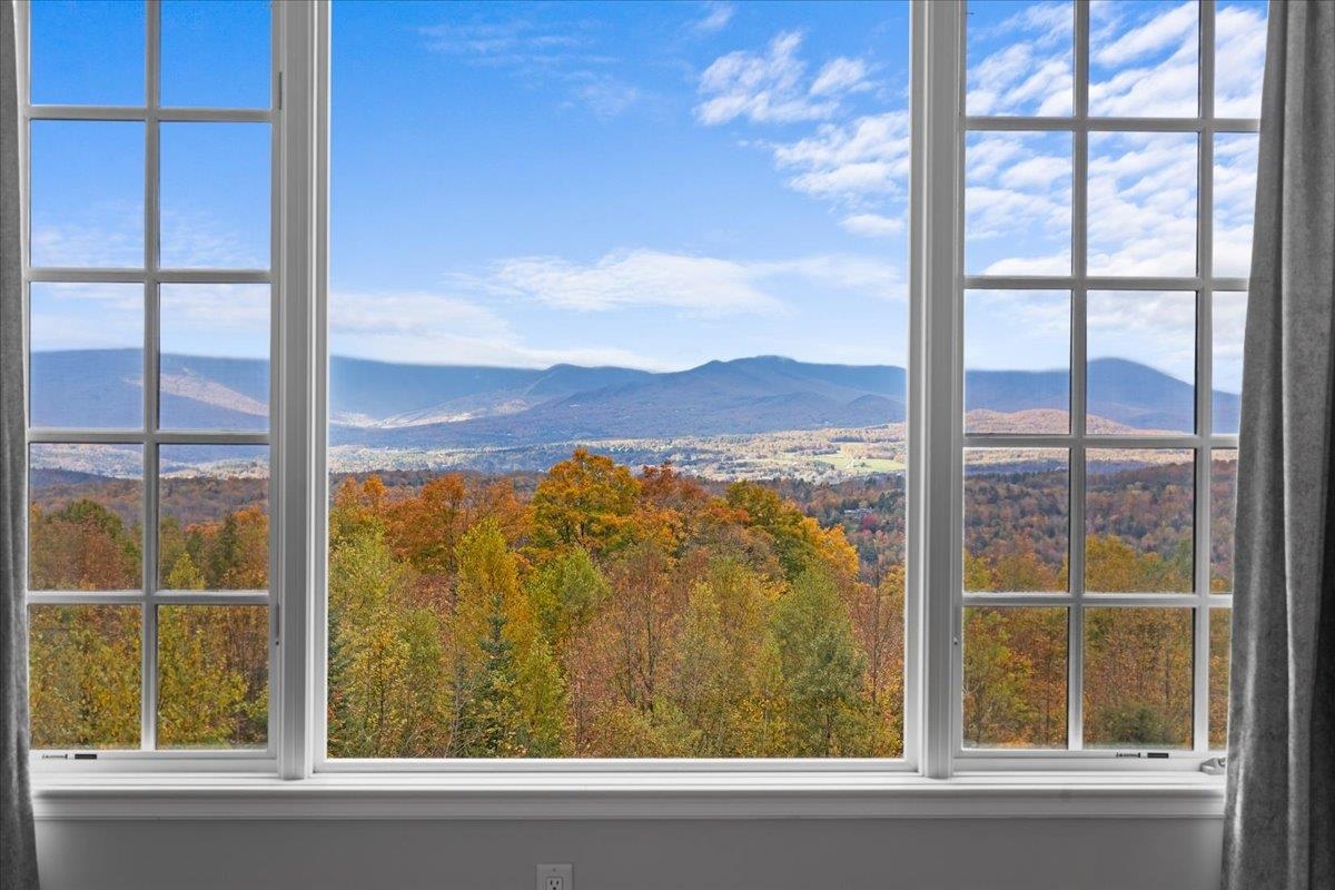 103 Pinnacle Meadow Road Stowe, VT 05672 - Photo 15 of 40