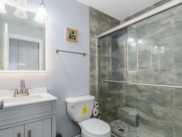 $235,000 | 4721 St Joseph Creek Road, Unit 5F, Lisle, IL 60532