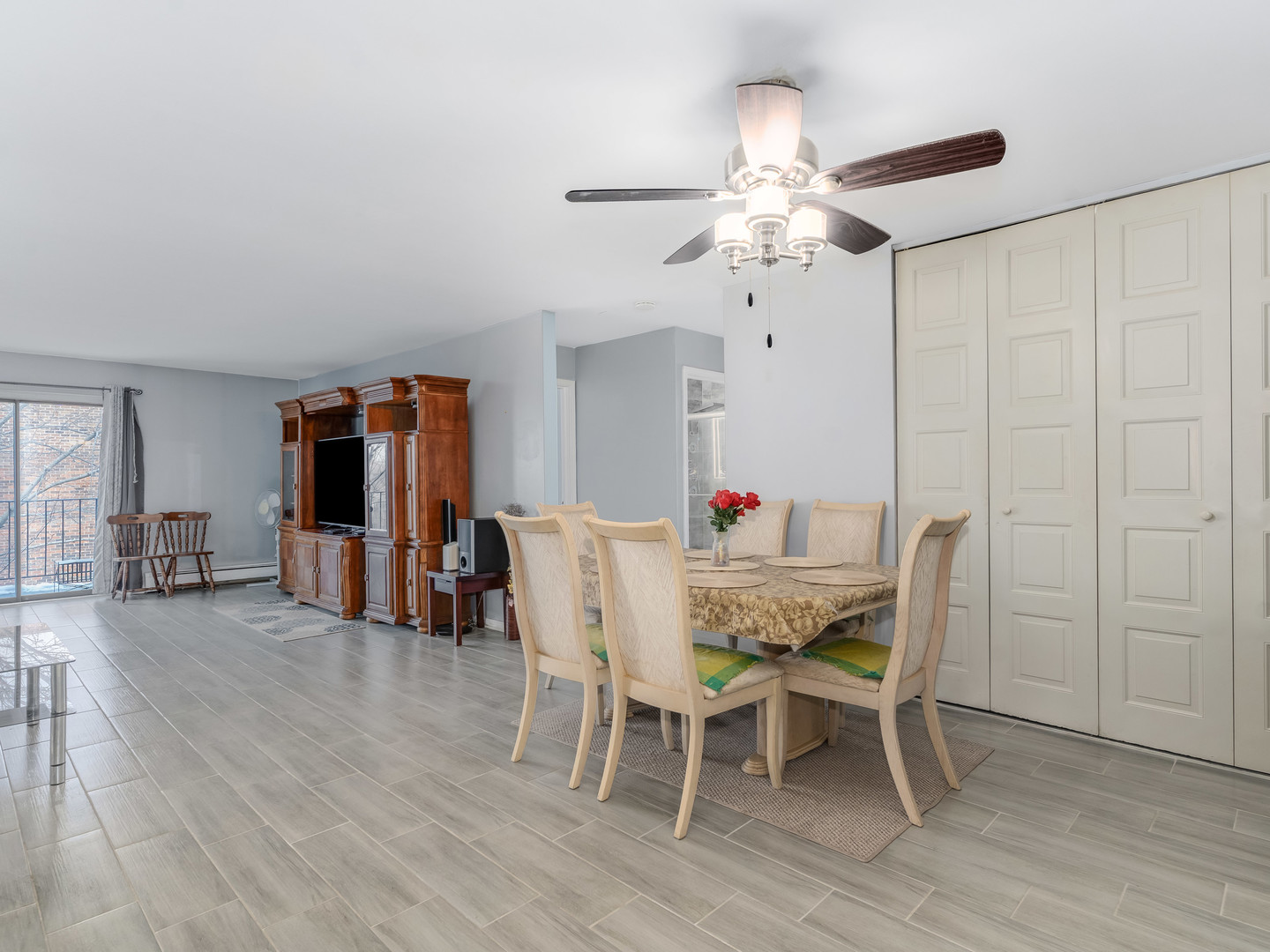 4721 St Joseph Creek Road, Unit 5F Lisle, IL 60532 - Photo 8 of 19