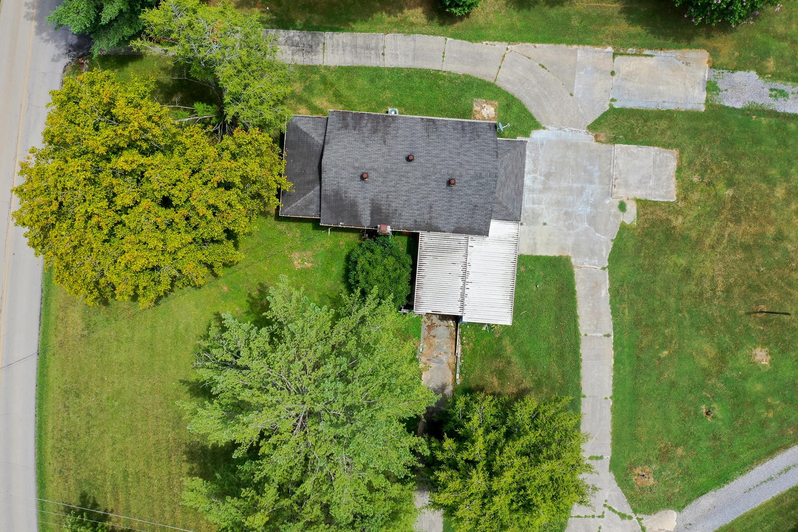 2067 Grey Ridge Road Maryville, TN 37801 - Photo 31 of 33 Gallery Image 31