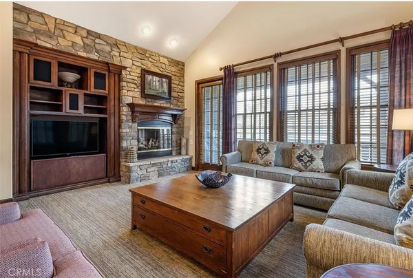 $5,500 | 40671 Village Big Bear Ca, Unit 13C, Big Bear Lake, CA 92315