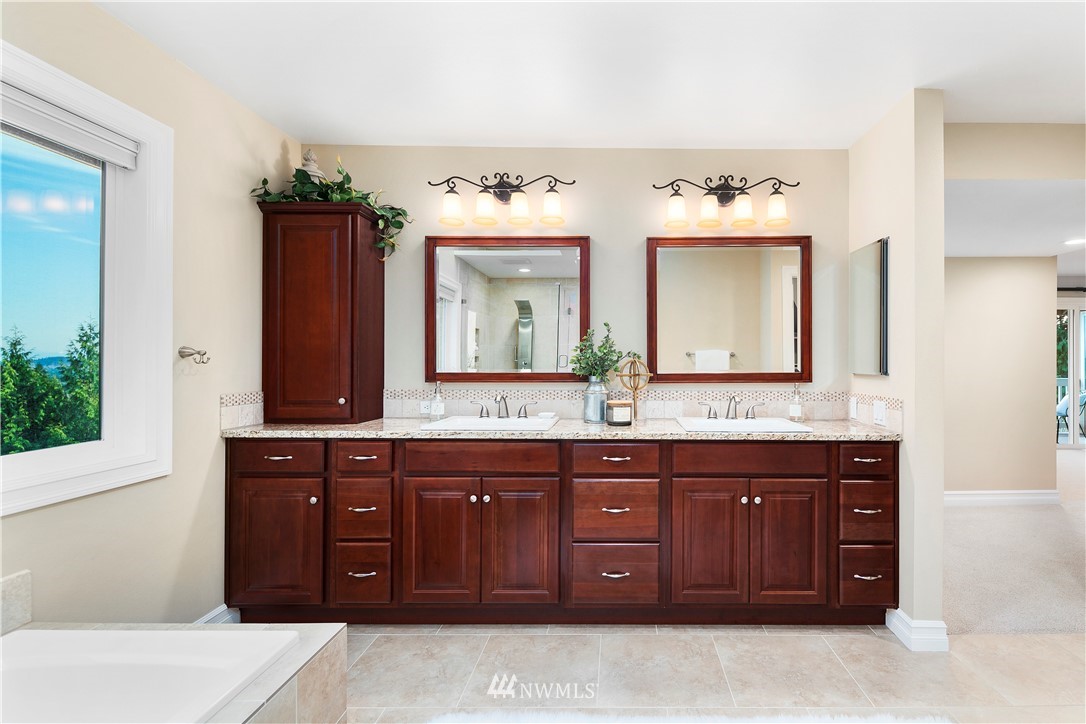 17401 Southeast 102nd Street Renton, WA 98059 - Photo 24 of 40 Gallery Image 24