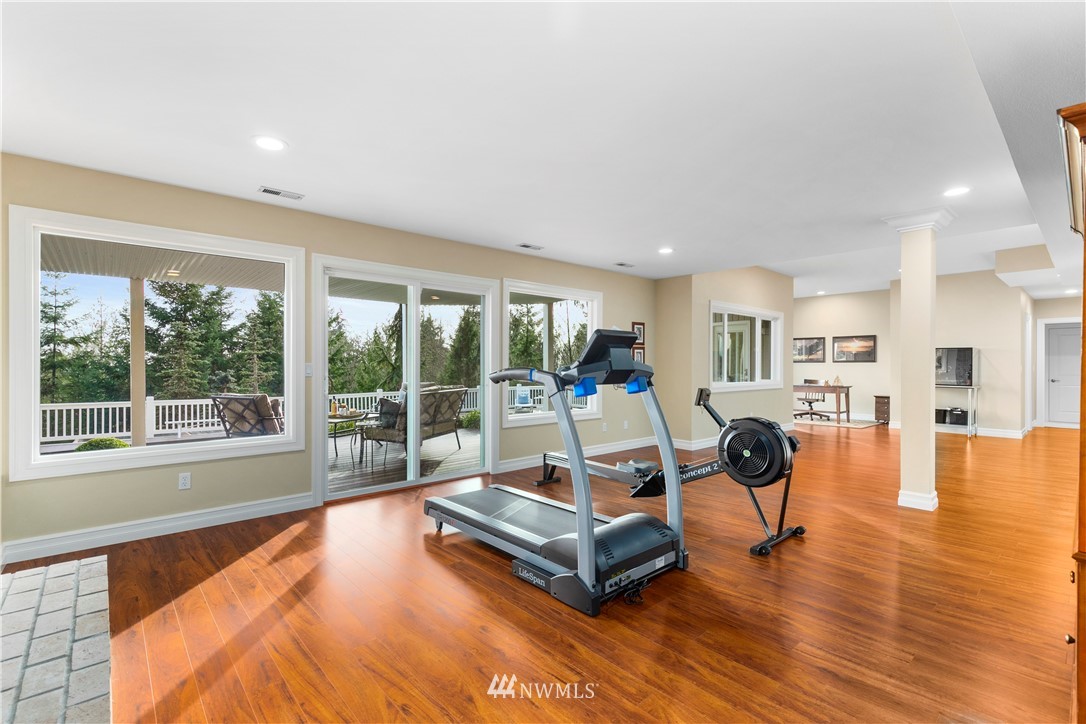 17401 Southeast 102nd Street Renton, WA 98059 - Photo 26 of 40 Gallery Image 26