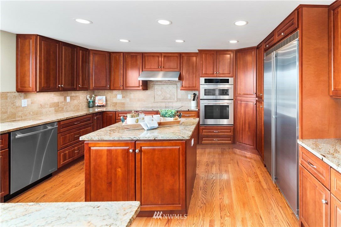 17401 Southeast 102nd Street Renton, WA 98059 - Photo 9 of 40 Gallery Image 9