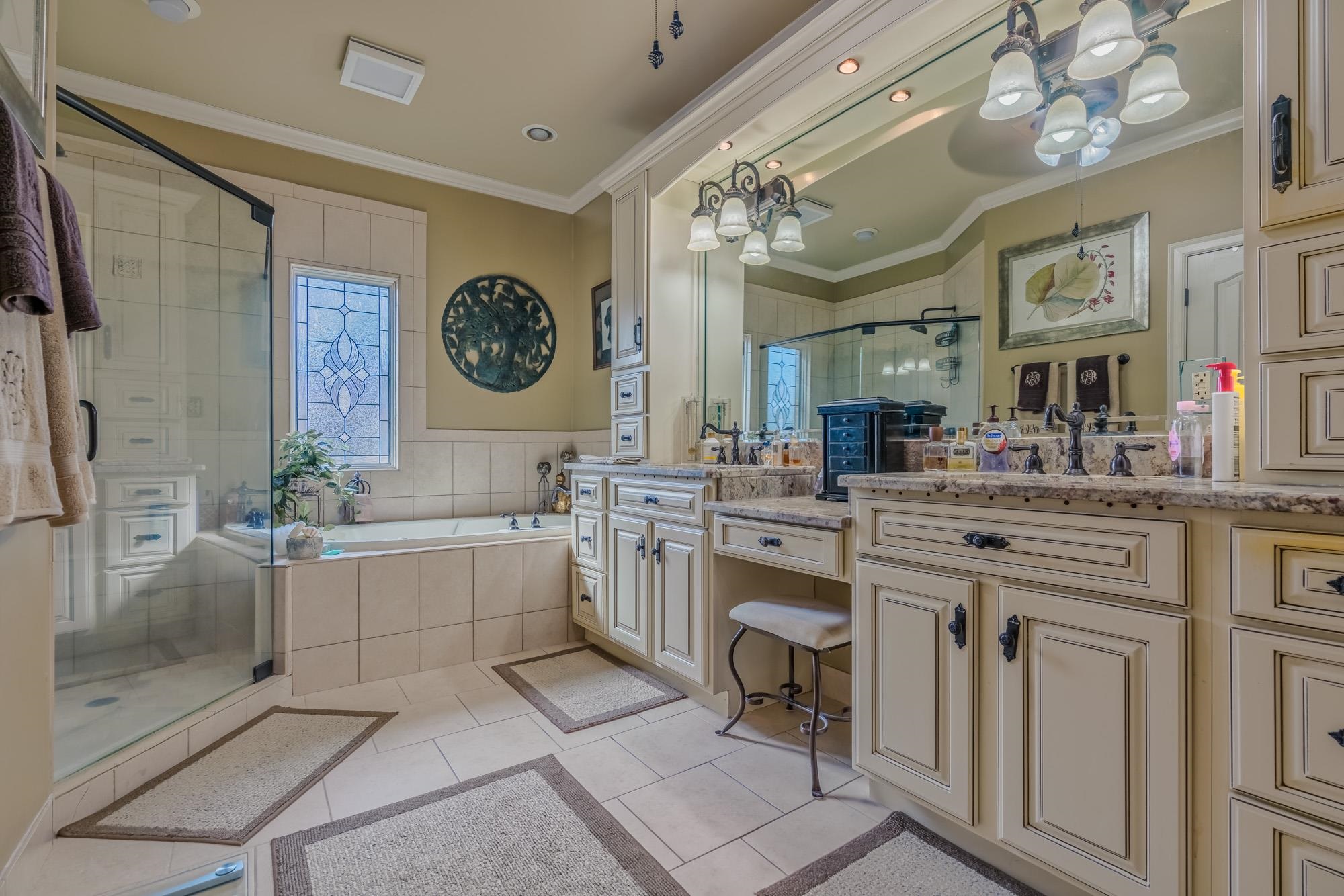 1750 Allenby Road Germantown, TN 38139 - Photo 19 of 25 Gallery Image 19