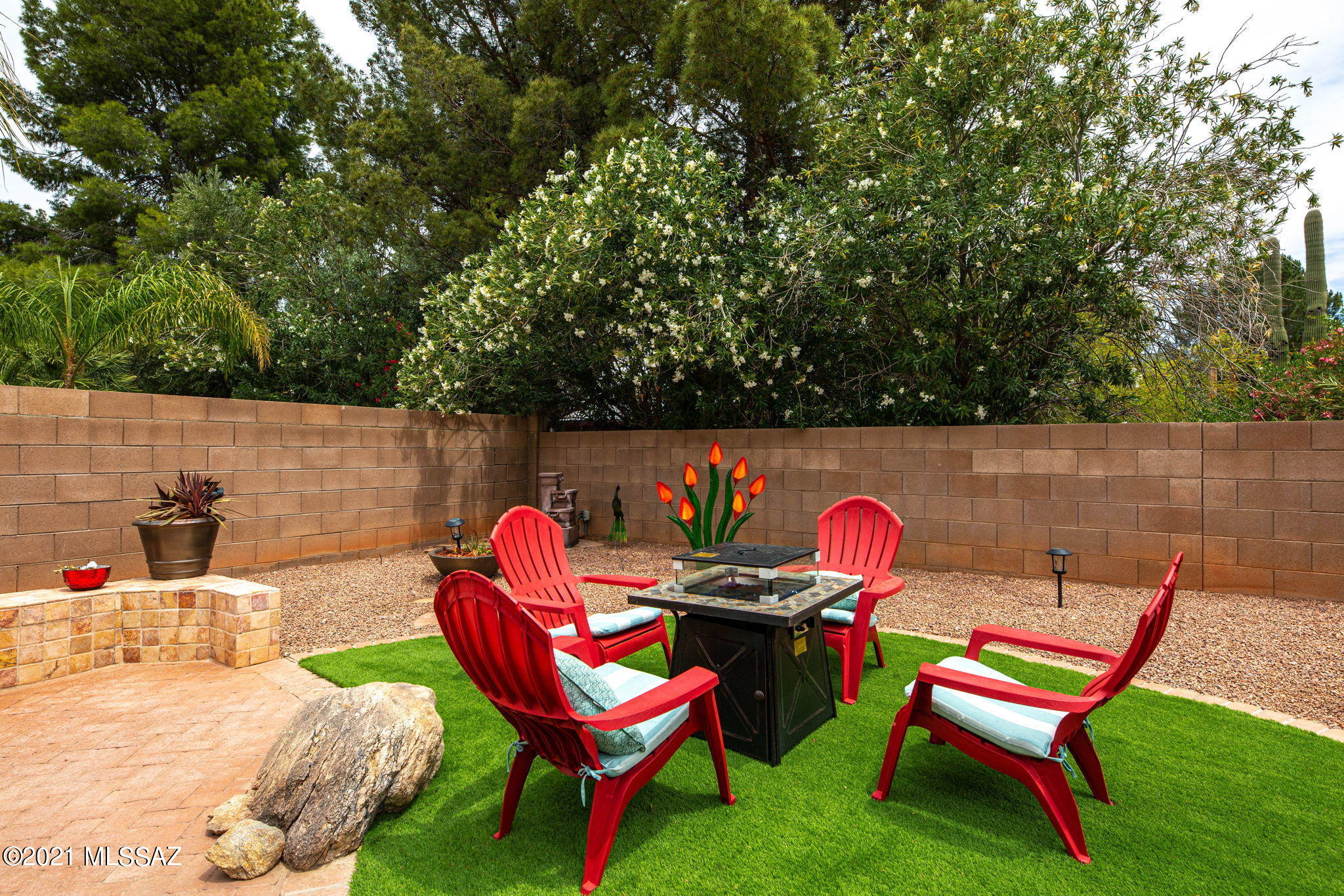 1734 North Sandstone Ridge Drive Tucson, AZ 85715 - Photo 26 of 30