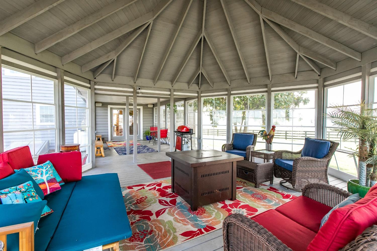 260 Sexton Road Harrodsburg, KY 40330 - Photo 47 of 82 3-seasons room with abundant space
