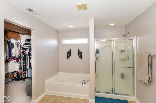 $435,000 | 12054 Seahawks Lane, Fishers, IN 46037