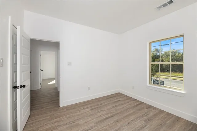 $335,000 | 701 Martin Luther King Junior Boulevard, Waxahachie, TX 75165