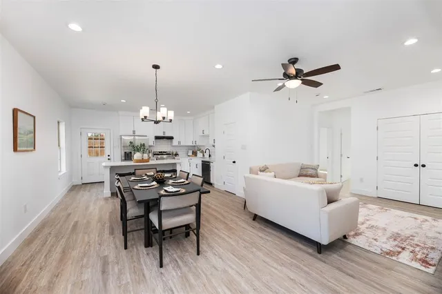 $335,000 | 701 Martin Luther King Junior Boulevard, Waxahachie, TX 75165