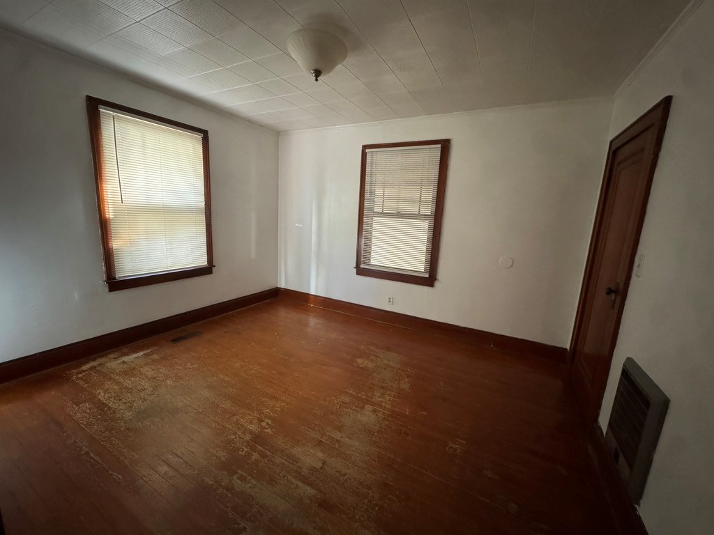245 Blue Ridge Drive McCaysville, GA 30555 - Photo 14 of 20 an empty room with windows