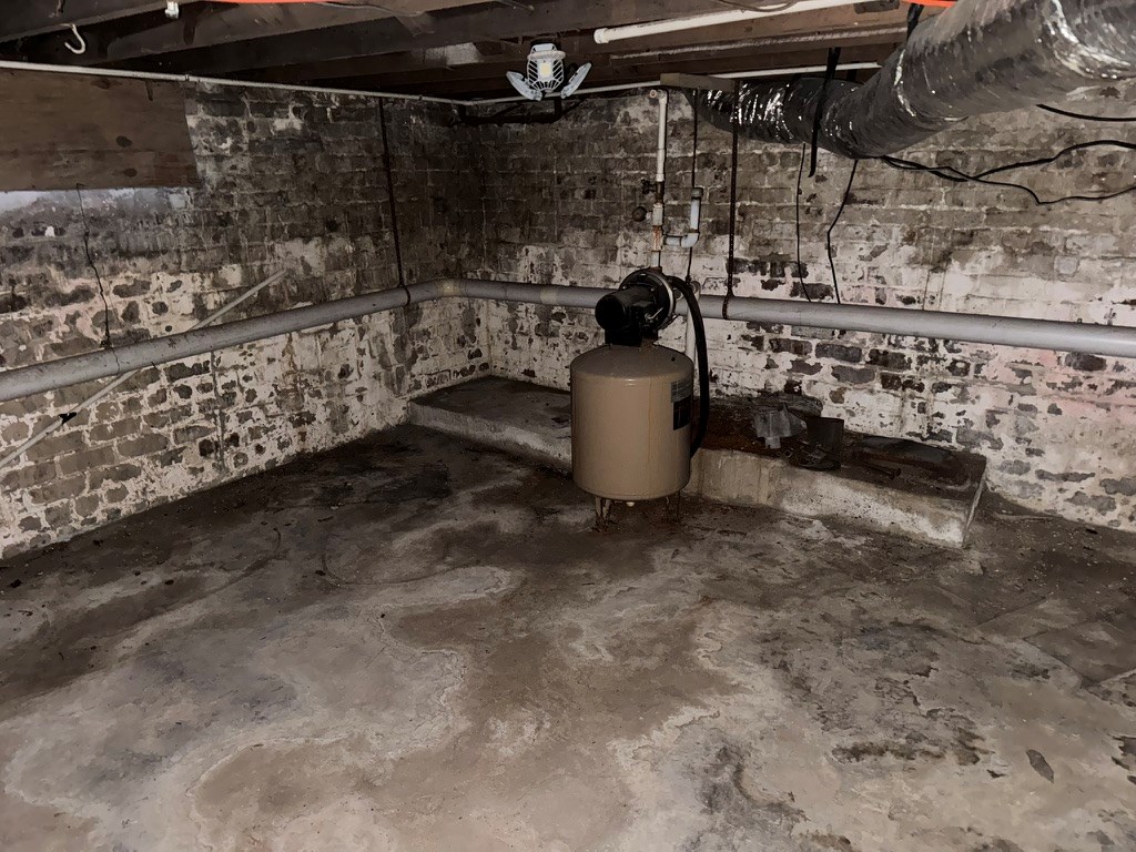 245 Blue Ridge Drive McCaysville, GA 30555 - Photo 19 of 20 a view of a room with racks on the wall