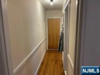 $2,000 | 379 Undercliff Avenue, Unit 5, Edgewater, NJ 07020
