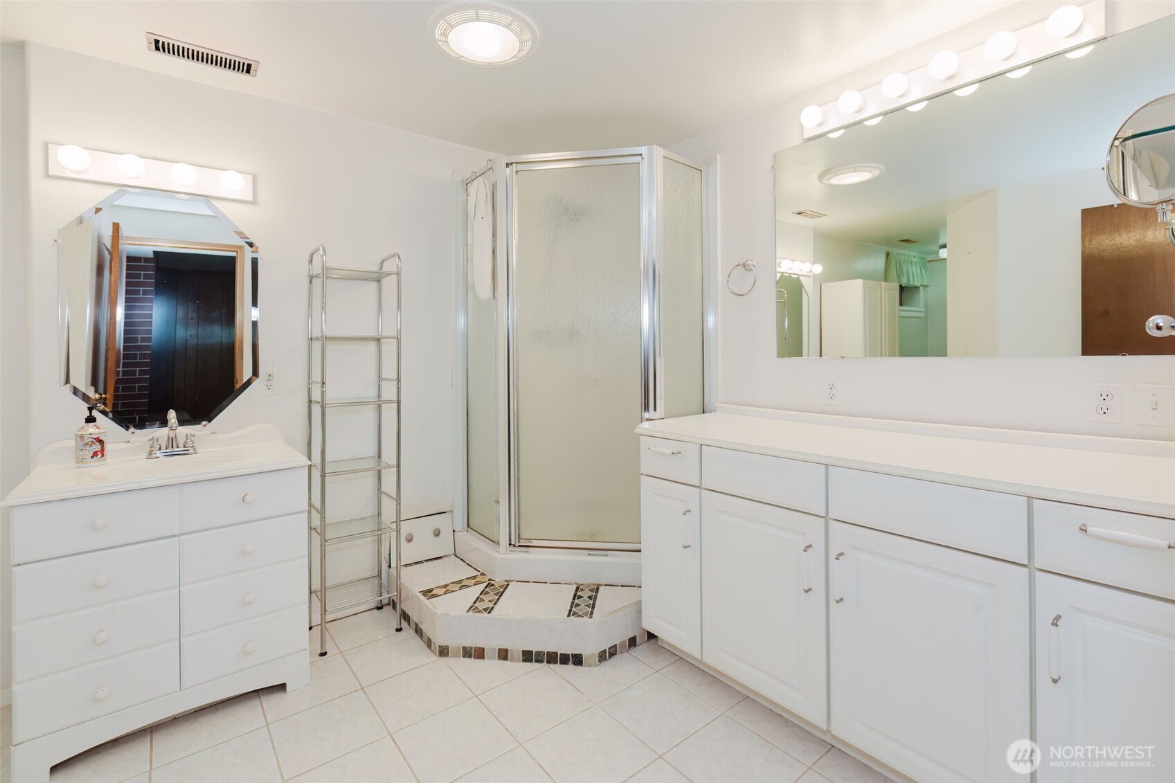 1412 Sheridan Road Bremerton, WA 98310 - Photo 27 of 35 Gallery Image 27