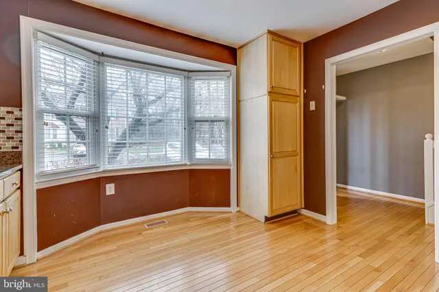 $3,300 | 4406 Churchman Court, Alexandria, VA 22310