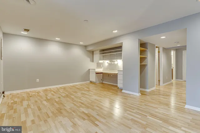 $3,300 | 4406 Churchman Court, Alexandria, VA 22310