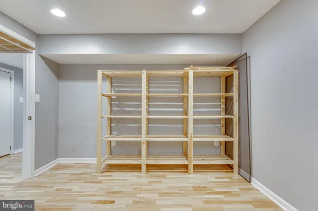 $3,300 | 4406 Churchman Court, Alexandria, VA 22310