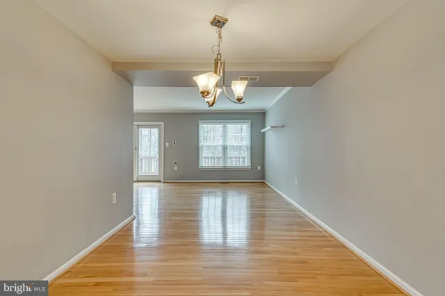 $3,300 | 4406 Churchman Court, Alexandria, VA 22310