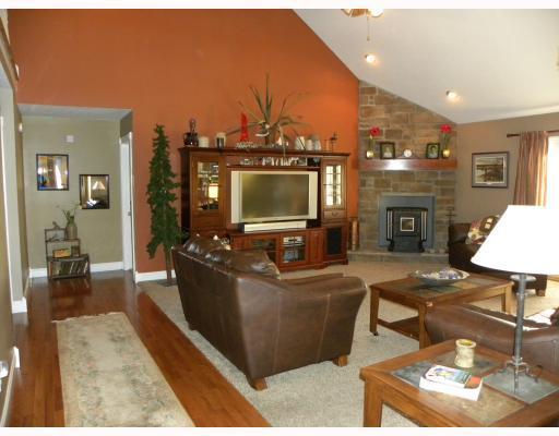 5703 South Tecumseh Road Springfield, OH 45502 - Photo 8 of 16