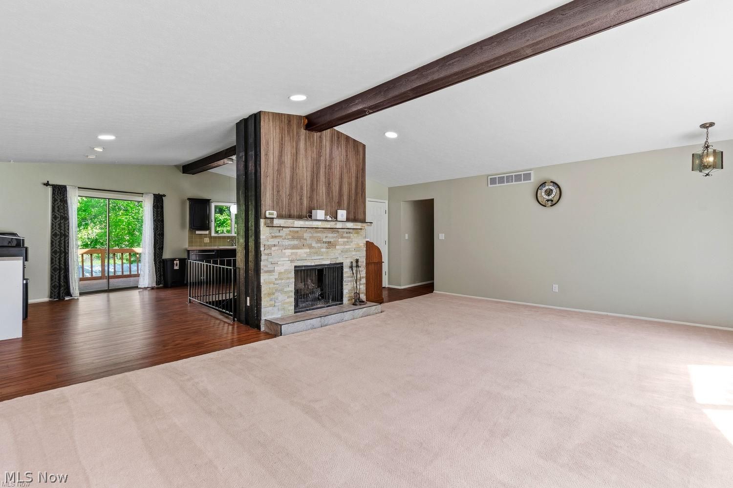 6885 Kepler Road Clinton, OH 44216 - Photo 7 of 42 Upper Level Living/Dining