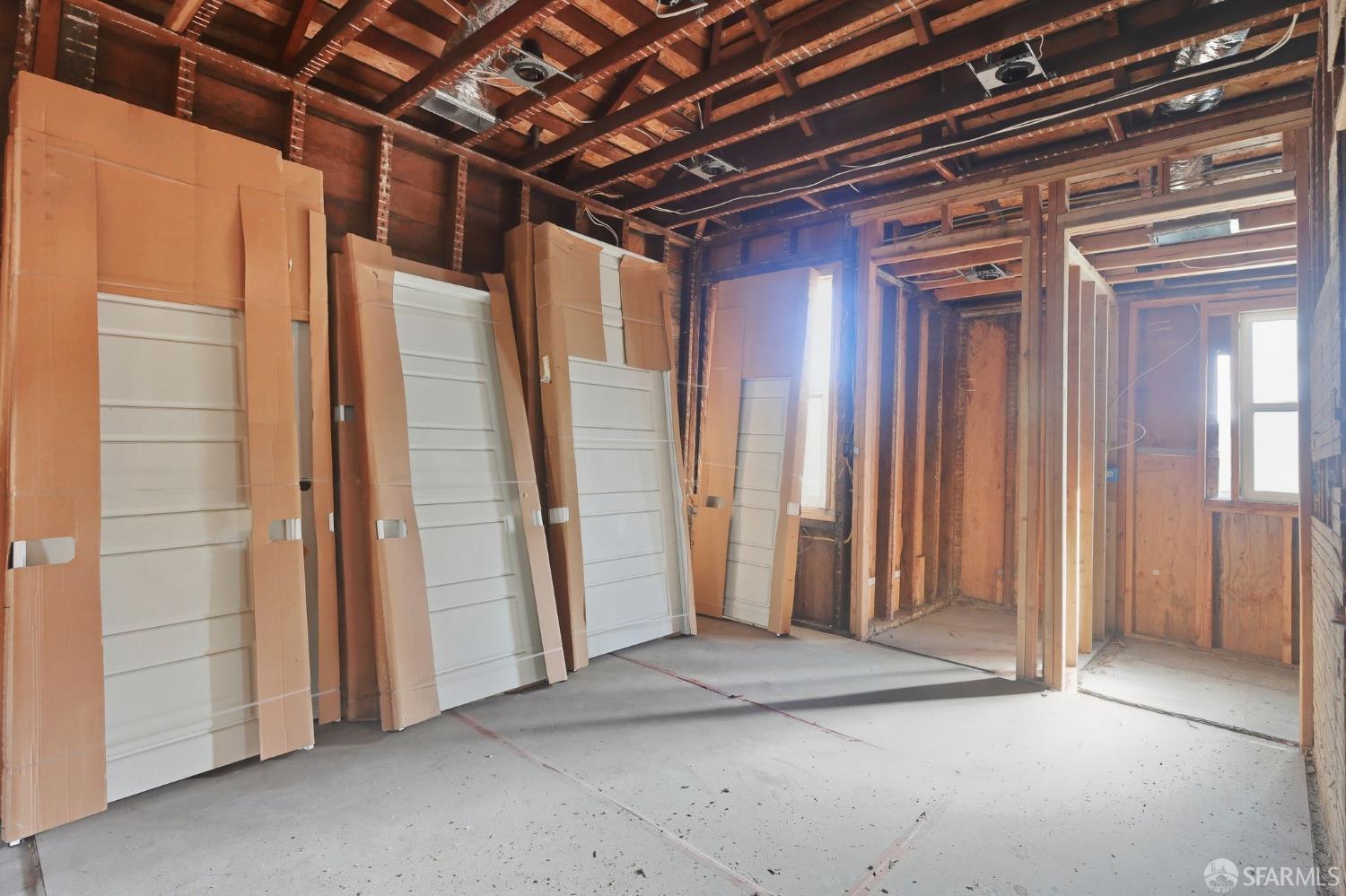 863 35th Street Oakland, CA 94608 - Photo 11 of 29