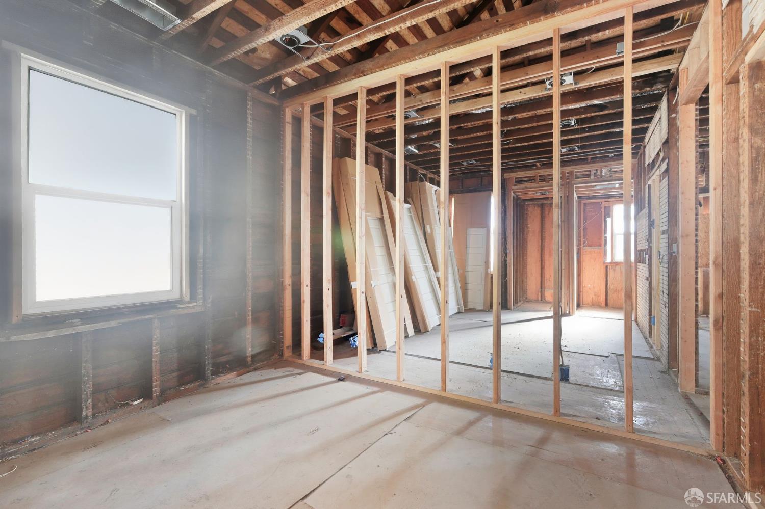 863 35th Street Oakland, CA 94608 - Photo 14 of 29