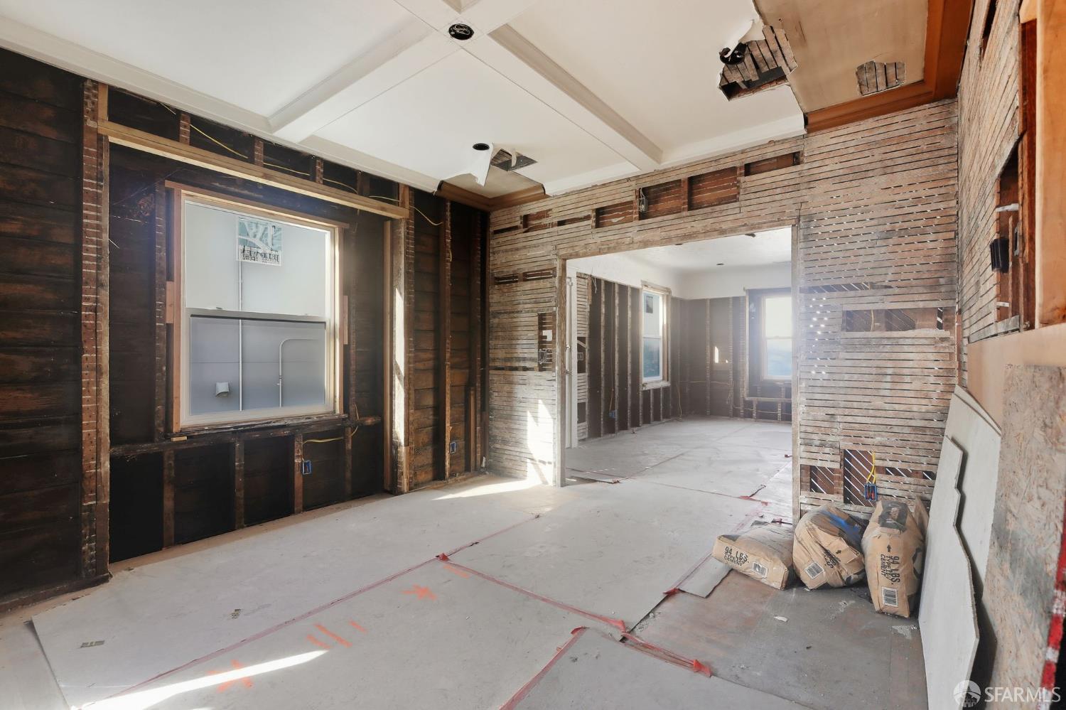 863 35th Street Oakland, CA 94608 - Photo 17 of 29