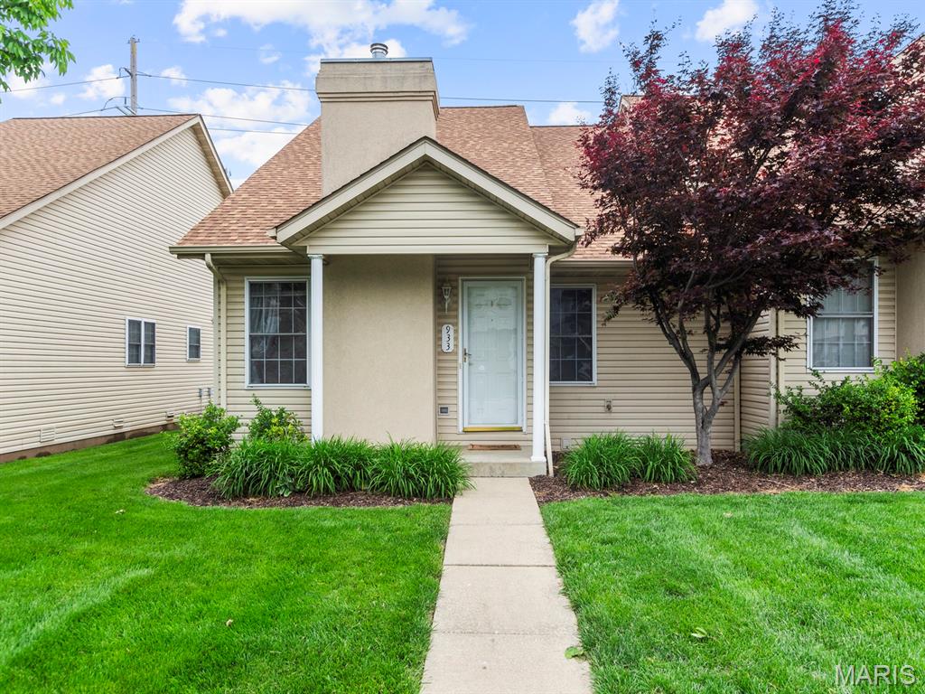 933 Georgetowne Drive O'Fallon, IL 62269 - Photo 2 of 29
