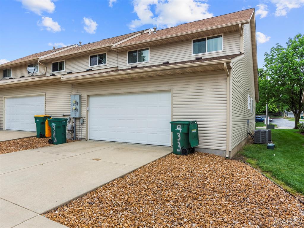 933 Georgetowne Drive O'Fallon, IL 62269 - Photo 27 of 29