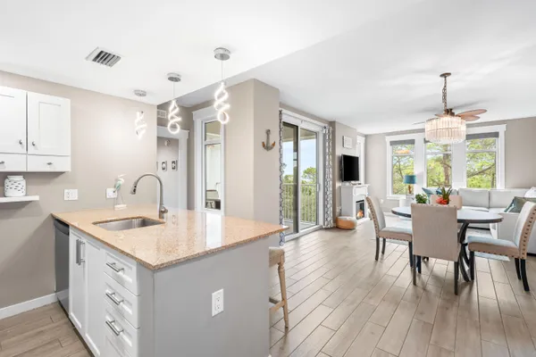 $599,000 | 9800 Grand Sandestin Boulevard, Unit 5402/5404, Miramar Beach, FL 32550