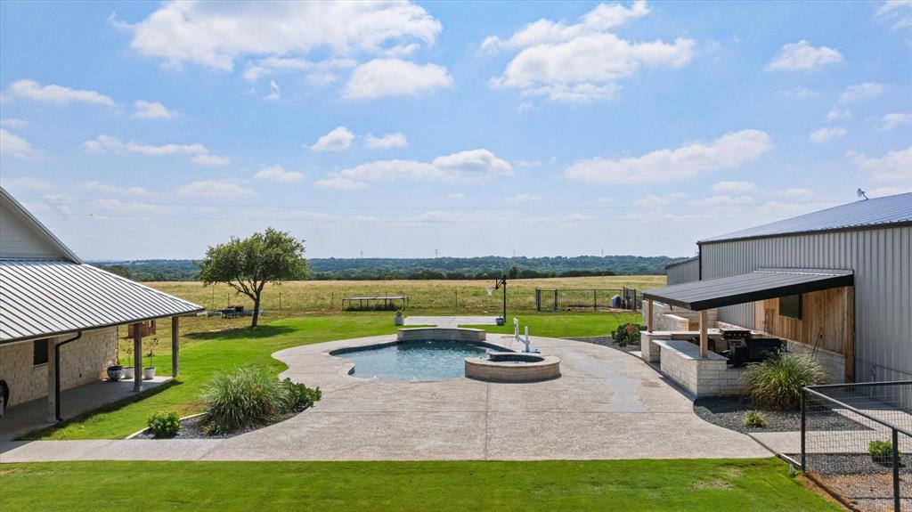 7000 Massey Road Granbury, TX 76049 - Photo 6 of 40