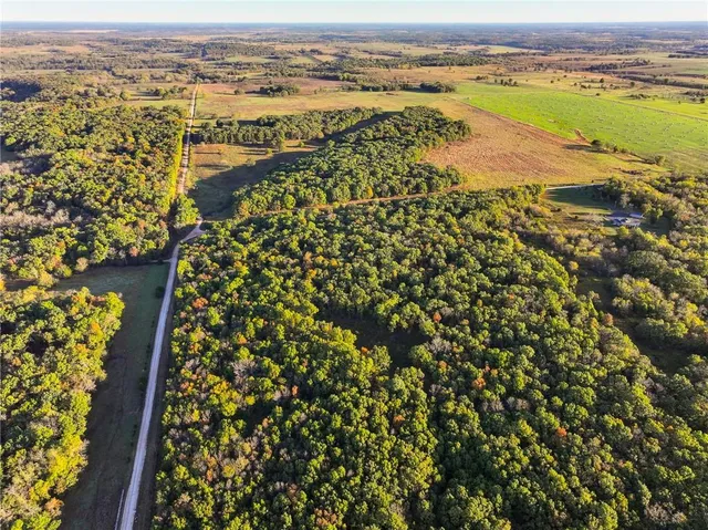 $249,000 | 21395 South 725 Road, Stockton, MO 65785