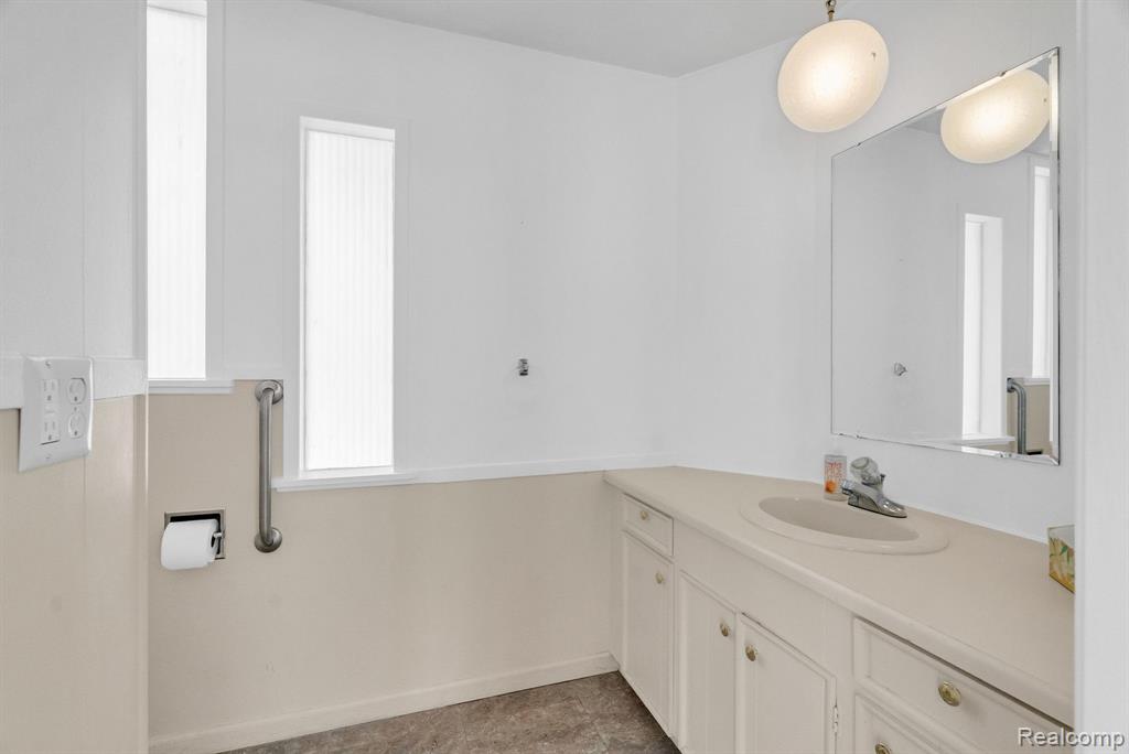 6800 Peck Road Lexington, MI 48450 - Photo 31 of 75 Gallery Image 31