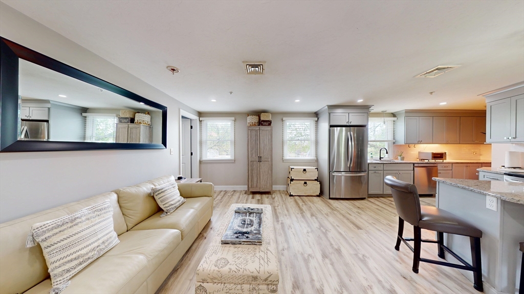 400 Main Street Reading, MA 01867 - Photo 16 of 42