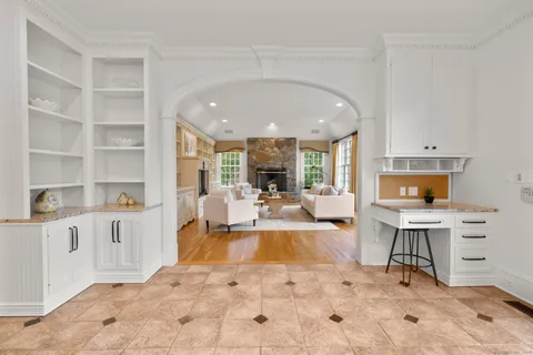 $2,799,999 | 342 Midlock Road, Fairfield, CT 06824