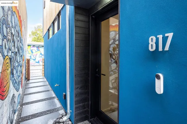 a view of an entryway