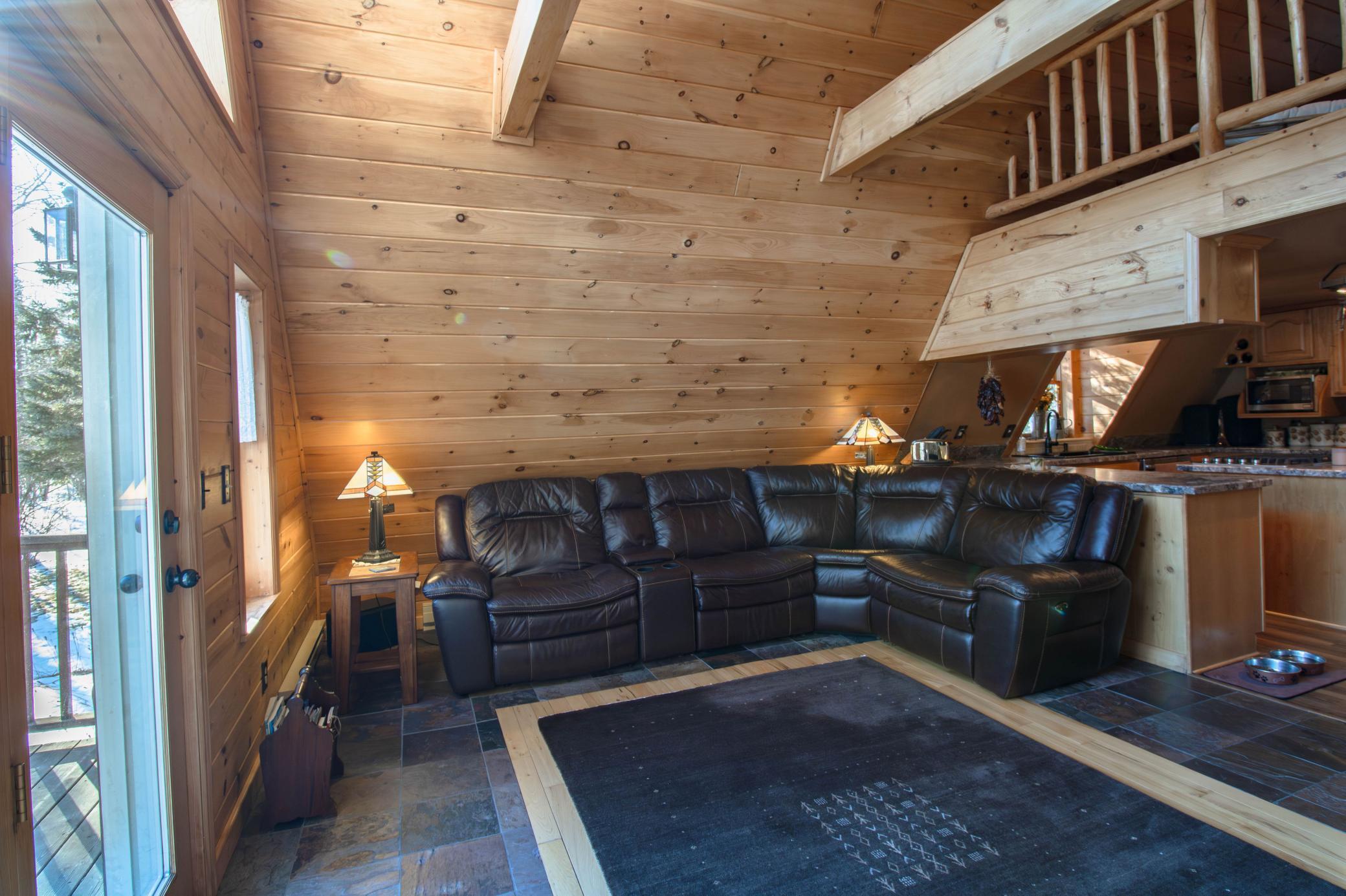 2643 Lauren Road Duluth, MN 55804 - Photo 16 of 57