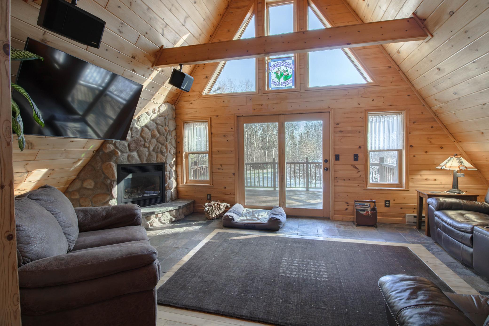 2643 Lauren Road Duluth, MN 55804 - Photo 17 of 57