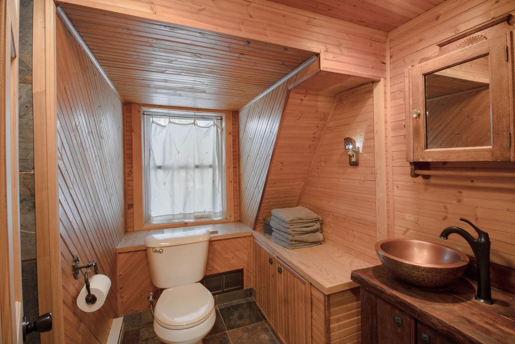 2643 Lauren Road Duluth, MN 55804 - Photo 21 of 57