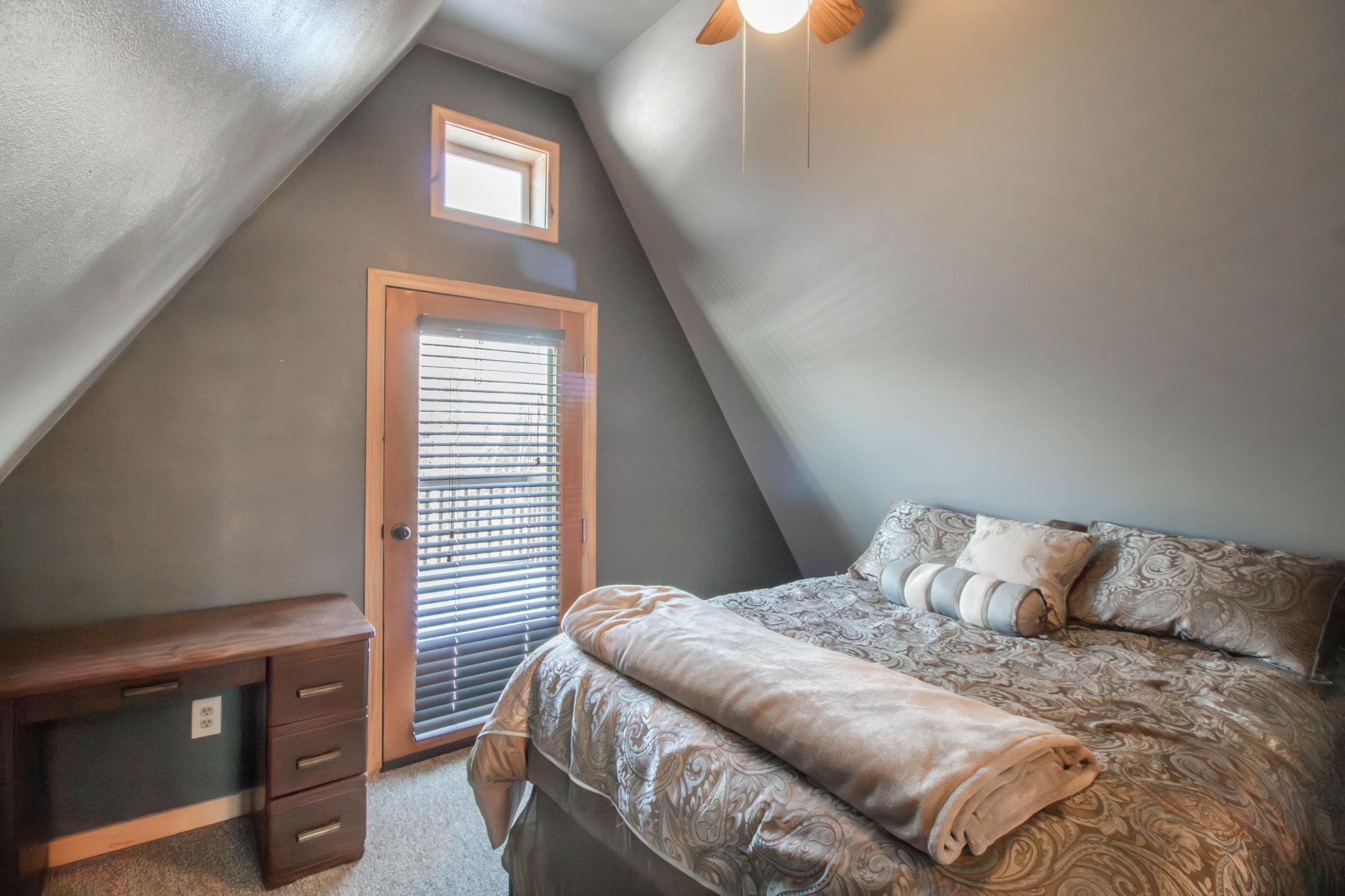 2643 Lauren Road Duluth, MN 55804 - Photo 23 of 57