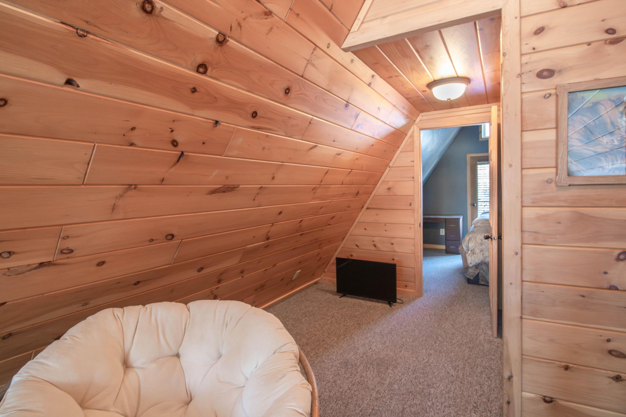 2643 Lauren Road Duluth, MN 55804 - Photo 25 of 57