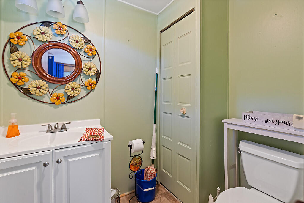 549 Bog Road Vassalboro, ME 04989 - Photo 27 of 60 39_BP5A0225_DxO_mls