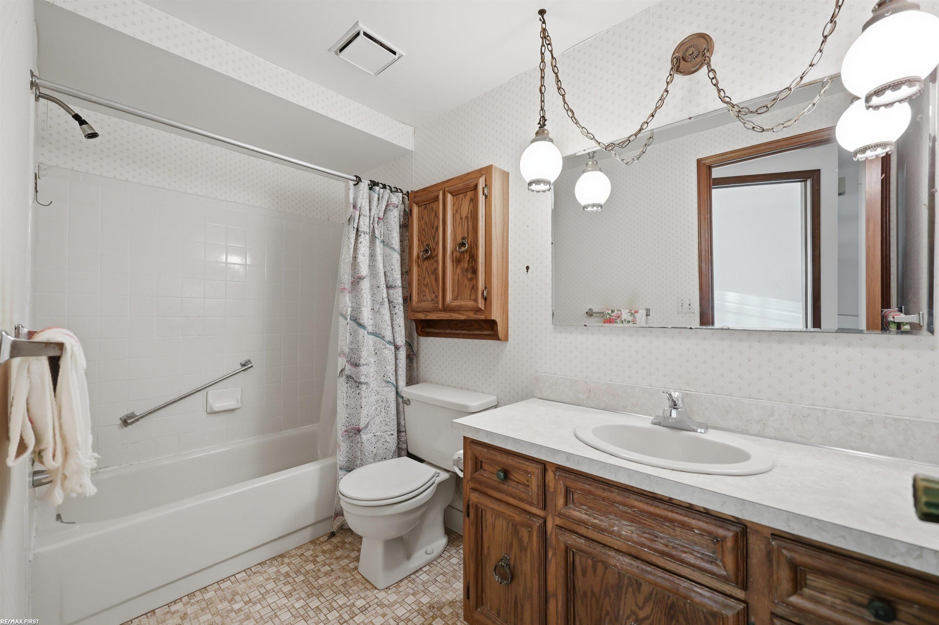 34245 Mulvey Road Fraser, MI 48026 - Photo 16 of 25 Gallery Image 16