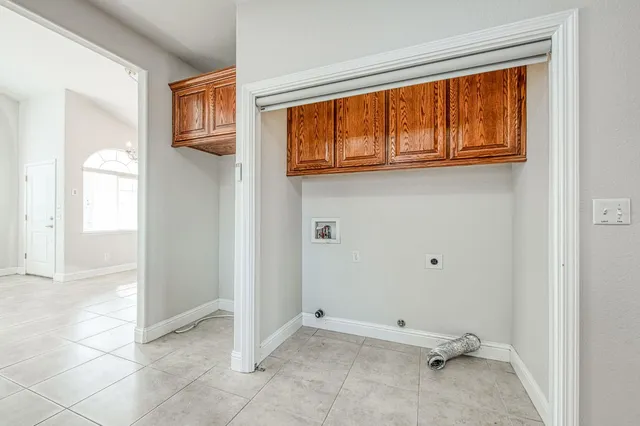 $399,000 | 1559 Poe Lane, Clovis, CA 93611