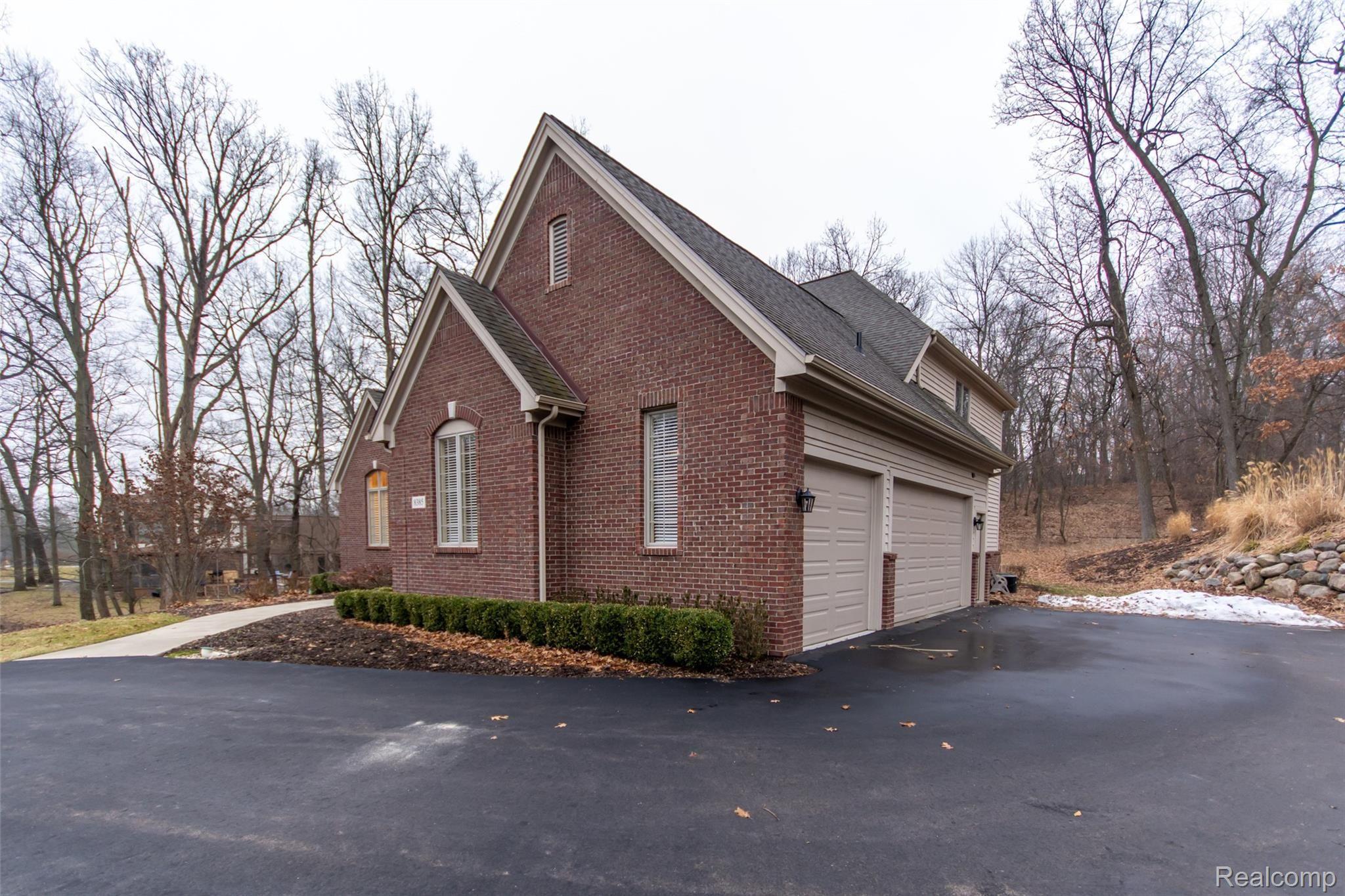 8385 Deerwood Road Clarkston, MI 48348 - Photo 24 of 24 DSC_8830.jpg